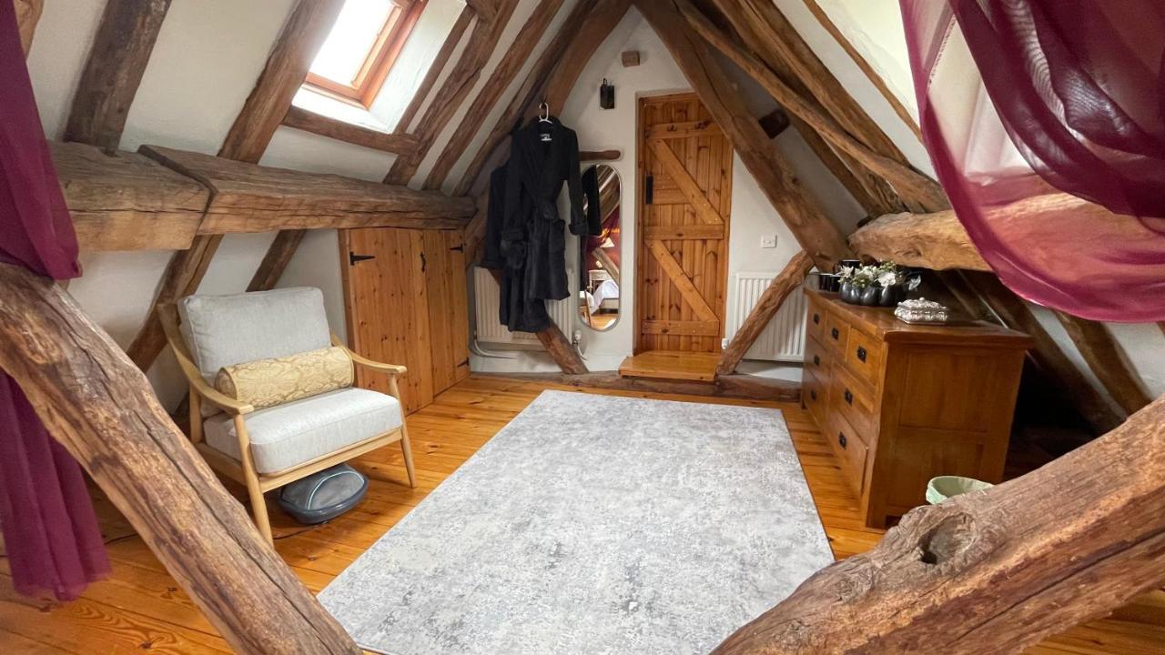 Elegant Peaceful Barn In Rural Village Setting Close To Stratford Upon Avon Buitenkant foto