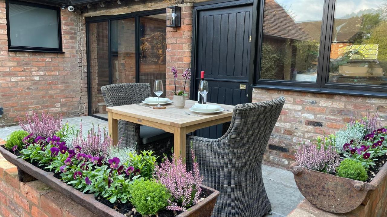 Elegant Peaceful Barn In Rural Village Setting Close To Stratford Upon Avon Buitenkant foto
