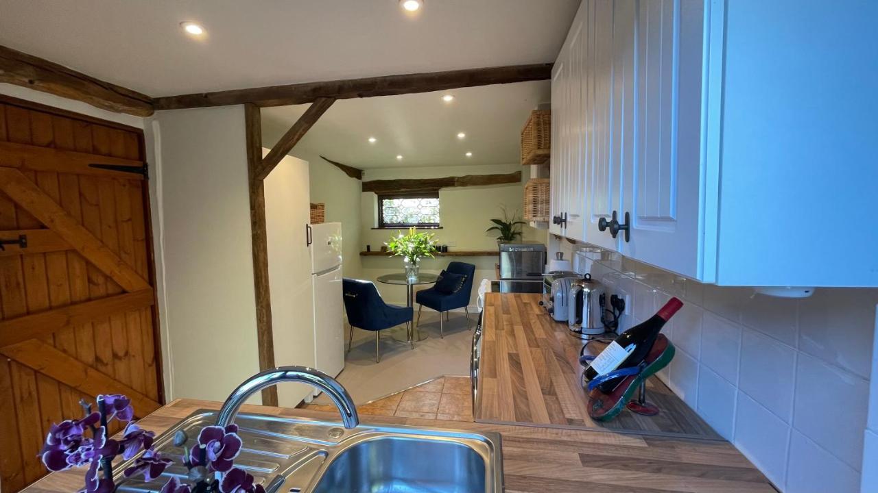 Elegant Peaceful Barn In Rural Village Setting Close To Stratford Upon Avon Buitenkant foto